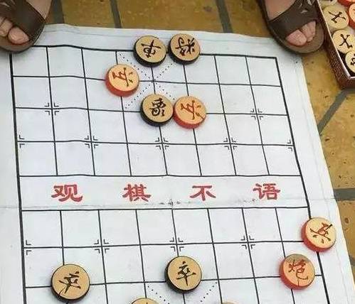 頂級(jí)象棋選手為何還要“花錢(qián)買(mǎi)贏”