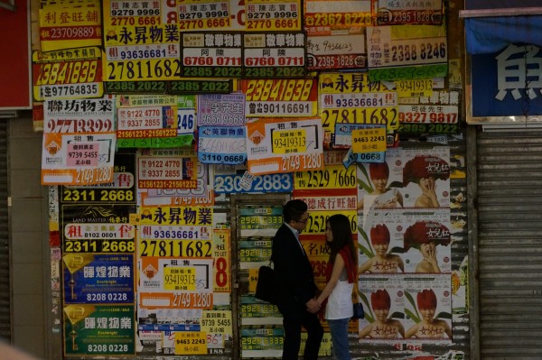 2025年新澳門(mén)205期跑狗圖,徐嬌勸阻男子餐廳內(nèi)抽煙被搶手機(jī)