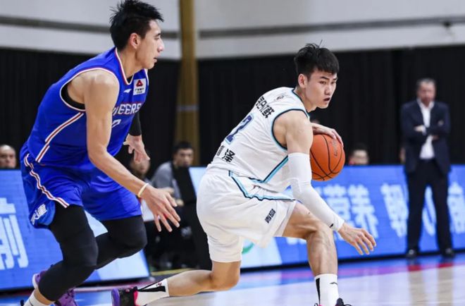 彩吧助手澳門彩開獎結(jié)果,趙繼偉13助 遼寧28分大勝青島詳細(xì)解答解釋定義_基礎(chǔ)版59.94.11