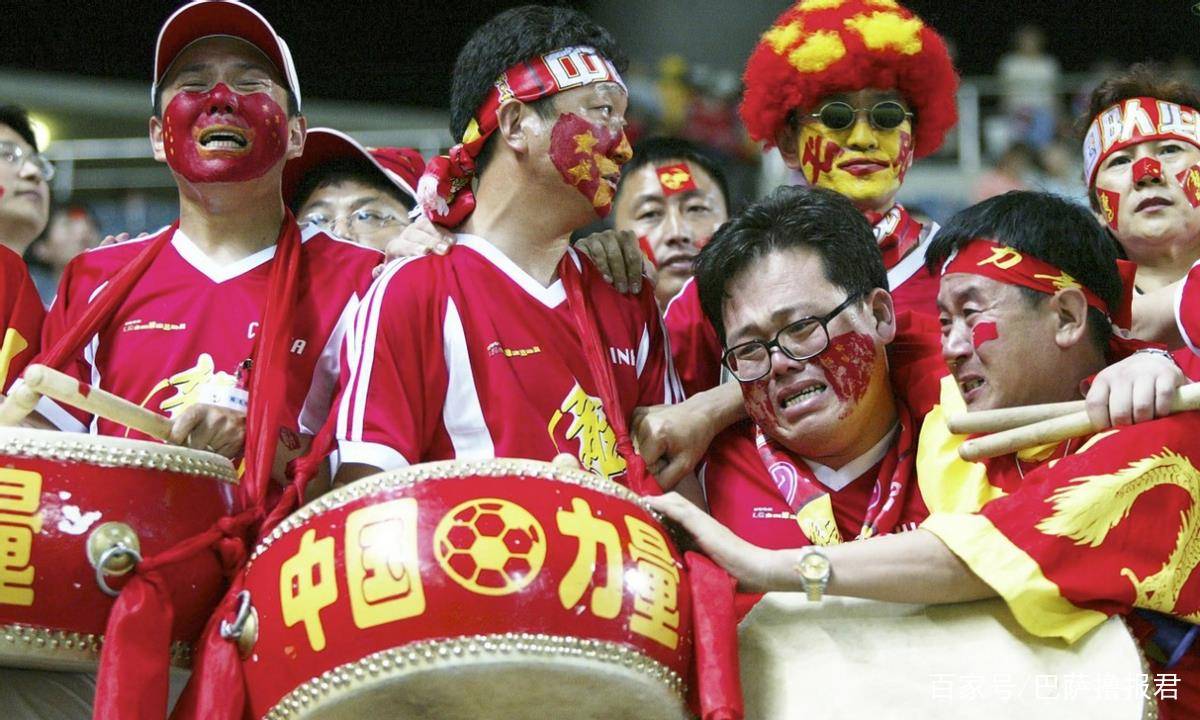 財(cái)神爺六肖資料,球迷齊唱《水手》鼓勵(lì)U20國(guó)足最新解答方案_靜態(tài)版17.11.27