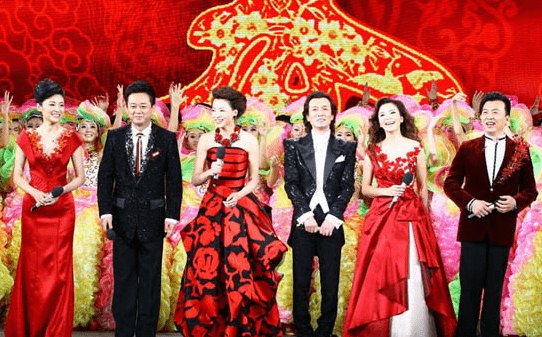 澳門(mén)三尾中特最火的網(wǎng)站誰(shuí)知道,春晚為什么是晚上8點(diǎn)開(kāi)始權(quán)威詮釋方法_4K71.21.36